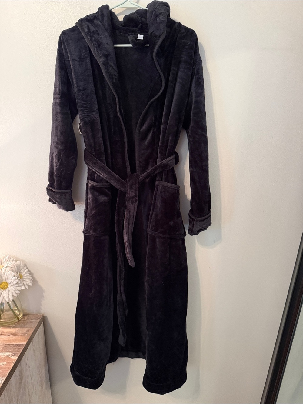 NY Threads Black Soft Hooded Robe with tie and pockets (Size: M)